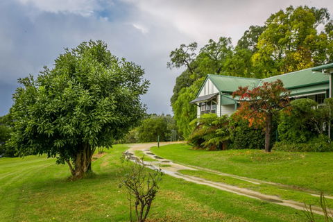 Karbeethong Lodge - Accommodation Melbourne 0