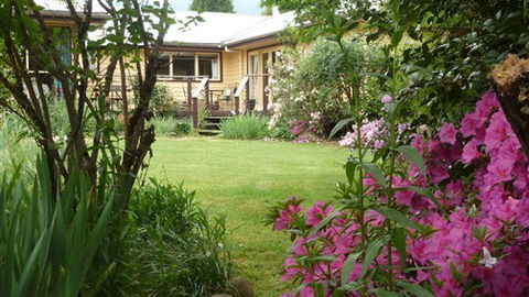 Annie's Garden Retreat - Accommodation Melbourne 1