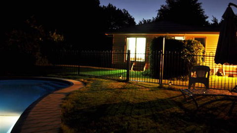 Annie's Garden Retreat - Accommodation Melbourne 5