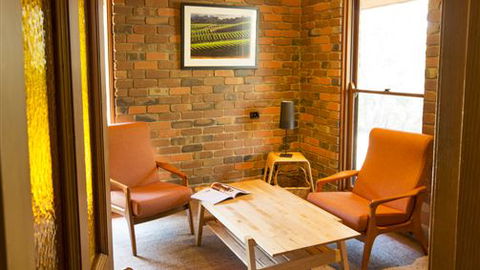 The Eagles Nest - Melbourne 4u 4
