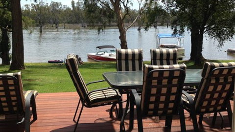 28 Graham Ave - Accommodation Melbourne 2