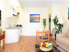 Cooinda View Bed And Breakfast - Accommodation Melbourne 0