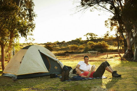 Ayers Rock Campground - Melbourne 4u 0