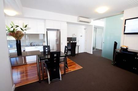 B7 Honeysuckle Apartments - Accommodation Melbourne 0