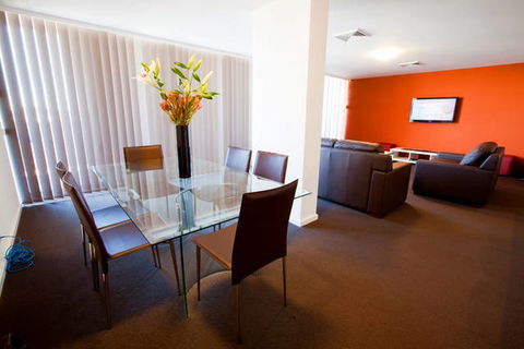 B7 Honeysuckle Apartments - Accommodation Melbourne 7