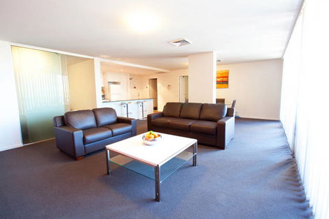 B7 Honeysuckle Apartments - Accommodation Melbourne 8