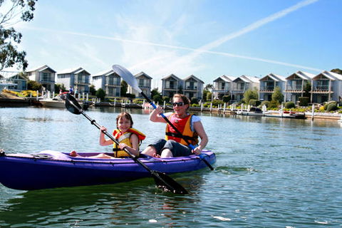 Captains Cove Waterfront Apartments - Accommodation Melbourne 0