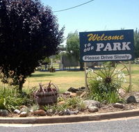 Country Club Caravan Park - Melbourne 4u