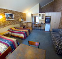 Country Gardens Motor Inn - Accommodation Melbourne