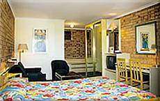 Countryman Motor Inn - Accommodation Melbourne 3