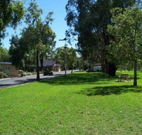 Cowra Holiday Park - Accommodation Melbourne