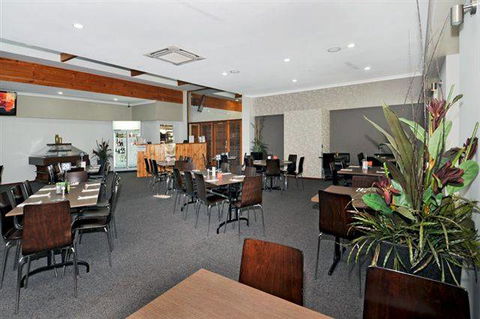 Drakesbrook Hotel - Accommodation Melbourne 2