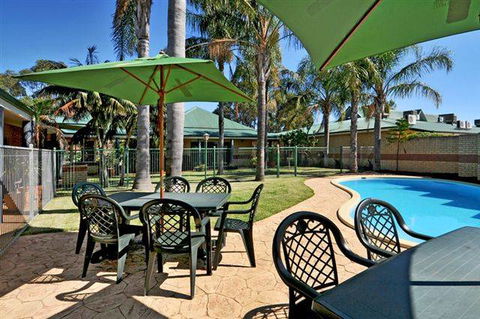 Drakesbrook Hotel - Accommodation Melbourne 3