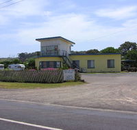 Dutton Way Caravan Park - Melbourne 4u