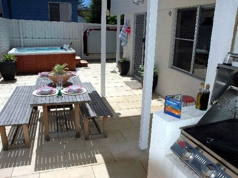 Joylaine Beach House - Accommodation Melbourne 3