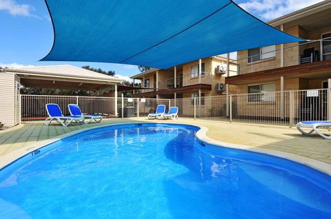 Lakeside Holiday Apartments - Accommodation Melbourne 0