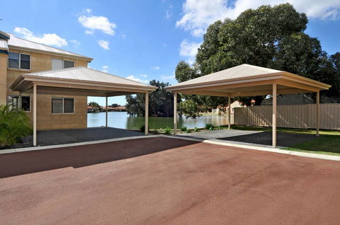 Lakeside Holiday Apartments - Accommodation Melbourne 5