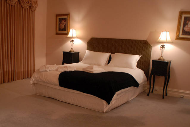 Lake Lonsdale VIC Accommodation Melbourne