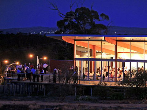 Macedon Ranges Hotel & Spa - Accommodation Melbourne 3