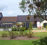 Mick O'Sheas Irish Pub Motel - Accommodation Melbourne