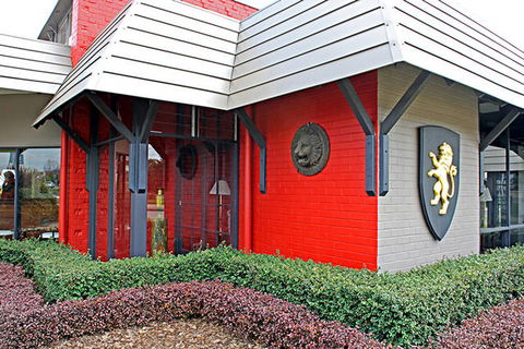 New England Motor Lodge - Accommodation Melbourne 0