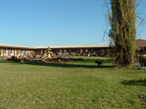 Newell Motor Inn - Accommodation Melbourne 1