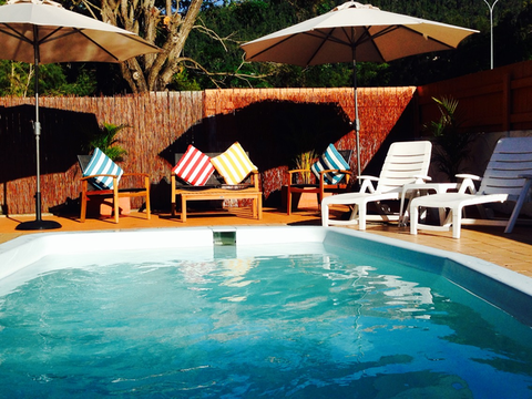 Paradise Court Holiday Units - Accommodation Melbourne 0