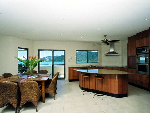 Portside Whitsunday - Accommodation Melbourne 1