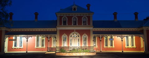 Hay Caravan Park - Accommodation Melbourne 1
