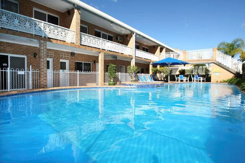 Hermitage Campbelltown - Accommodation Melbourne 9