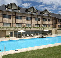 The Hills Lodge Hotel  Spa - Accommodation Melbourne