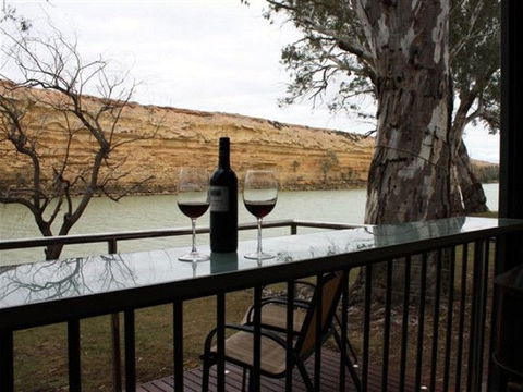 The Manor - Blanchetown - Accommodation Melbourne 0