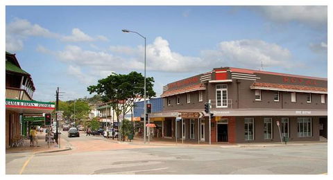 The Royal Hotel - Accommodation Melbourne 0