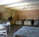 Spanish Lantern Motor Inn Parkes - Accommodation Melbourne