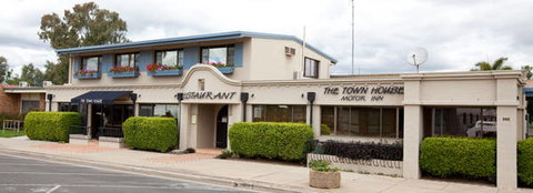 The Town House Motor Inn - Sundowner Goondiwindi - Accommodation Melbourne 1