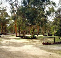Toodyay Holiday Park  Chalets - Accommodation Melbourne