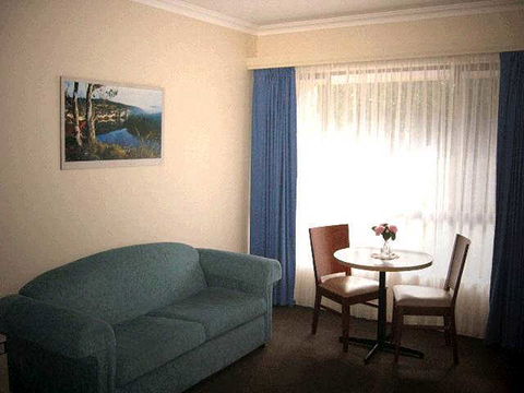 Victoria Lodge Motor Inn & Serviced Apartments - Melbourne 4u 0