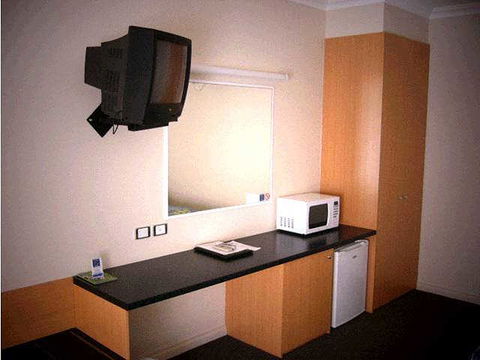 Victoria Lodge Motor Inn & Serviced Apartments - Melbourne 4u 3