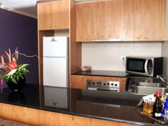 Waldorf Apartment Hotel Canberra - Accommodation Melbourne 3