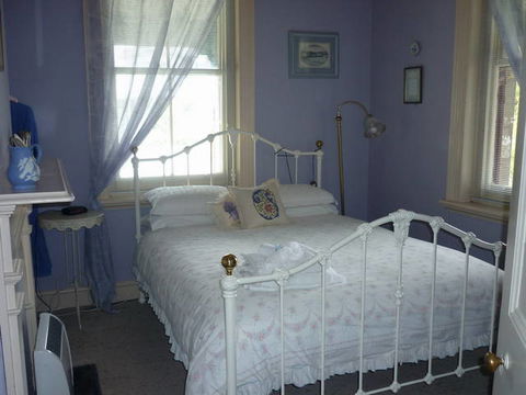 Whalers Cottage B & B - Melbourne 4u 1