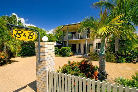 While Away Bed & Breakfast - Accommodation Melbourne 0