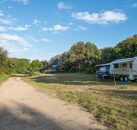 Racecourse Campground - Accommodation Melbourne