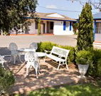 Colonial Motel and Apartments - Accommodation Melbourne
