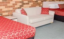 Highway Inn Motel - Hay - Accommodation Melbourne 2