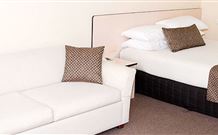 Highway Inn Motel - Hay - Accommodation Melbourne 1