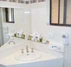Hilltops Retreat Motor Inn - Young - Accommodation Melbourne