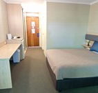 Lakeview Hotel Motel - Oak Flats - Accommodation Melbourne