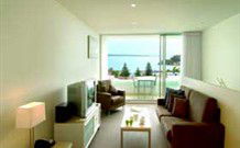 Oaks Lure - Nelson Bay - Accommodation Melbourne 0