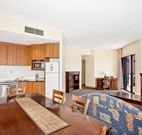Quality Suites Boulevard on Beaumont - Hamilton - Accommodation Melbourne