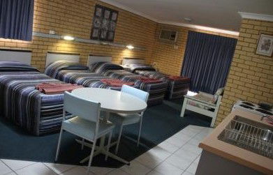 Tallarook Motor Inn - Accommodation Melbourne 2